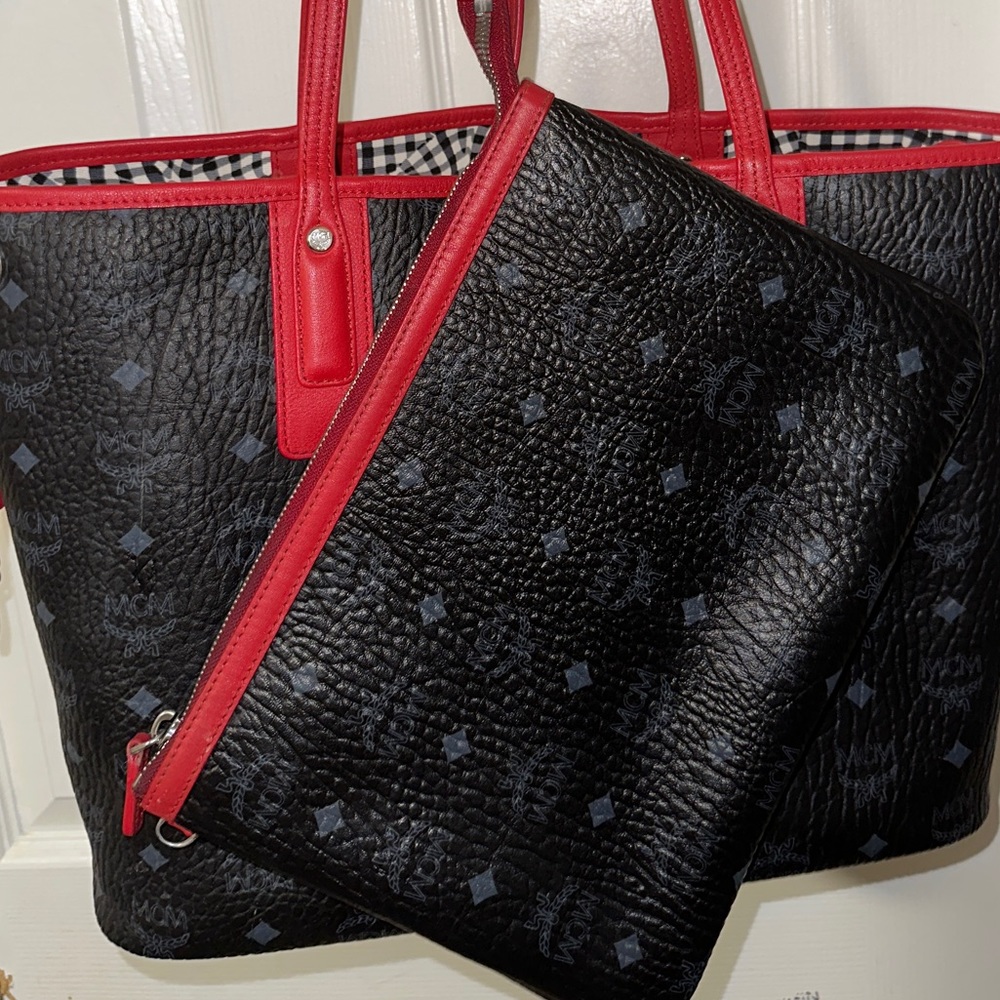 MCM TOTE